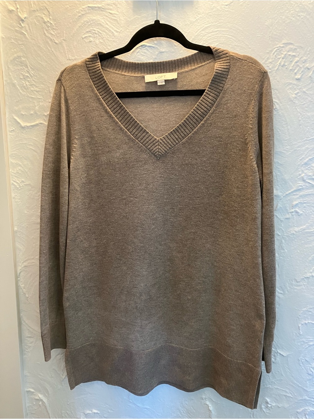 LOFT Lightweight V-Neck Sweater in Taupe Brown